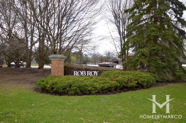 Rob Roy Country Club Village subdivision in Prospect Heights, IL