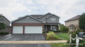 White Oak Estates subdivision in Frankfort, IL