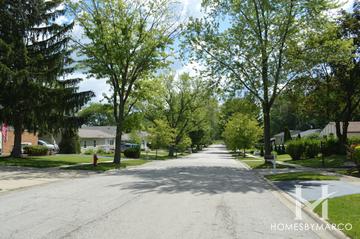 North Hills subdivision in Mundelein, IL