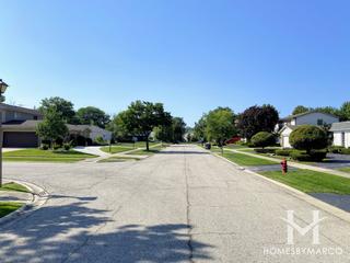Summerhill subdivision in Northbrook, IL