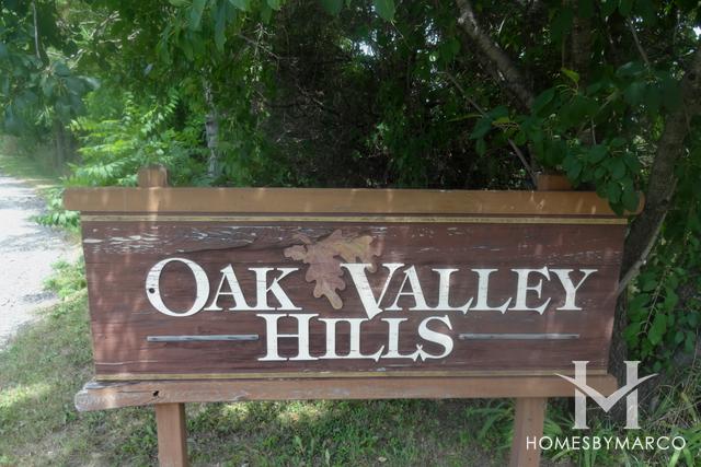 Photos of Oak Valley Hills subdivision in Spring Grove, IL