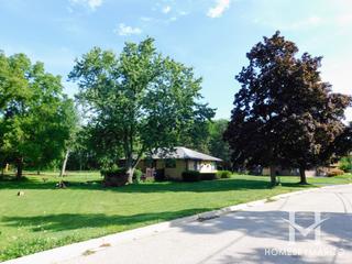 Highland Lake subdivision in Round Lake, IL