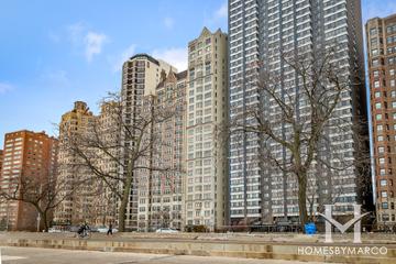 1430 N. Lake Shore Condos building in the Gold Coast neighborhood of Chicago, IL