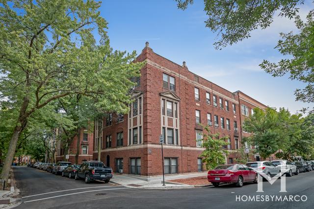 512 W. Belden building in the Lincoln Park neighborhood of Chicago, IL