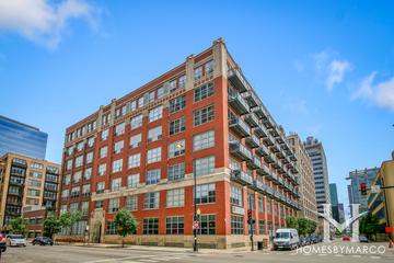 333 S. Des Plaines building in the West Loop neighborhood of Chicago, IL