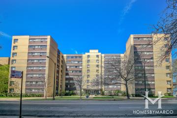 6300 N. Sheridan building in the Edgewater neighborhood of Chicago, IL