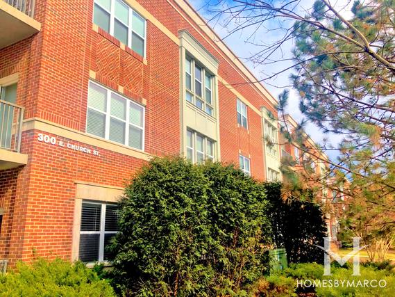 Heritage Place building in Libertyville, IL