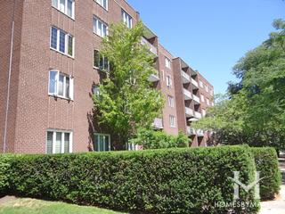 1500 Oak building in Evanston, IL