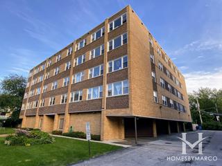 720 Oakton building in Evanston, IL