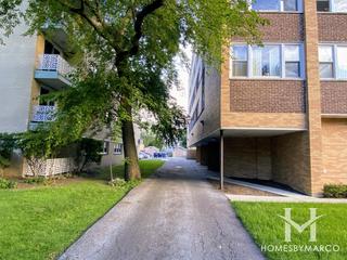 720 Oakton building in Evanston, IL