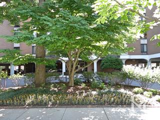 835 Judson building in Evanston, IL
