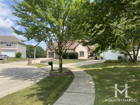 Heritage Knolls subdivision in Bolingbrook, IL