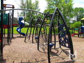 Cedar Creek subdivision in Lake Zurich, IL