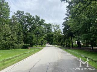 Heritage Knolls subdivision in Roselle, IL