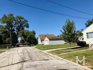Fox River Beach subdivision in South Elgin, IL