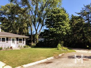 Fox River Beach subdivision in South Elgin, IL