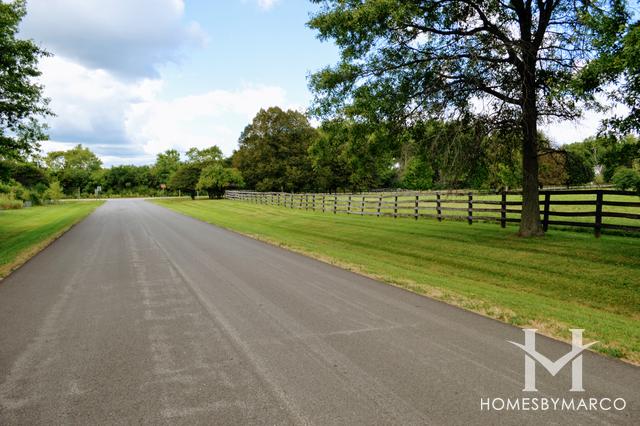 Sutton Creek subdivision in Barrington Hills, IL