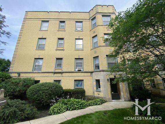 Mulford Court building in Evanston, IL