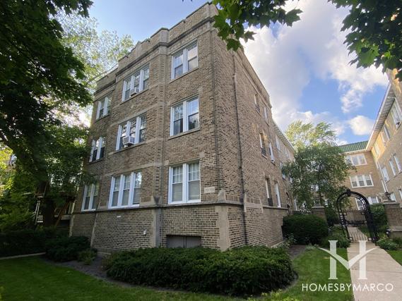 Park Place Condominiums building in Evanston, IL