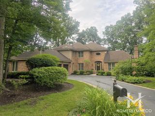 Manchester Woods subdivision in Lincolnshire, IL