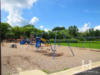 Rolling Hills subdivision in Buffalo Grove, IL