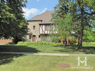 Deerpath Hill Estates subdivision in Lake Forest, IL
