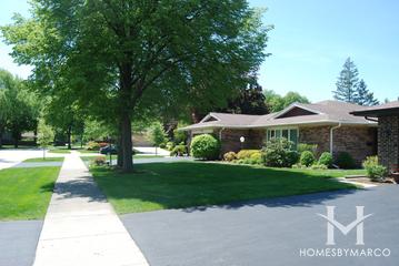 Windsor Estates subdivision in Mount Prospect, IL