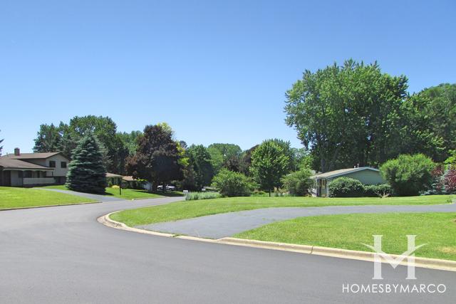 Lake Killarney subdivision in Cary, IL