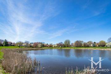 Heritage Knolls subdivision in Naperville, IL