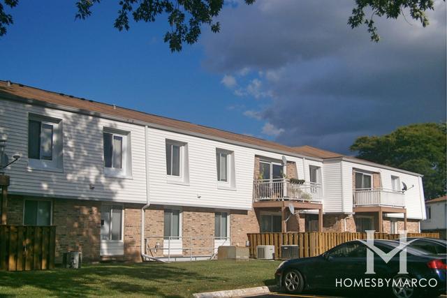 Kings Walk subdivision in Rolling Meadows, IL