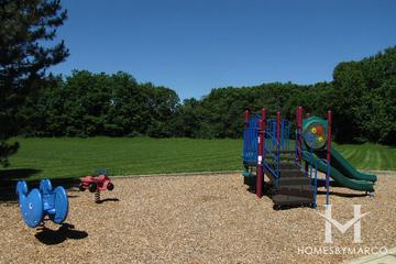 Huntington Ridge subdivision in Naperville, IL