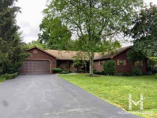 Woods of Roselle subdivision in Roselle, IL