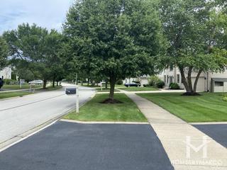 Rose Hill Farms subdivision in Naperville, IL