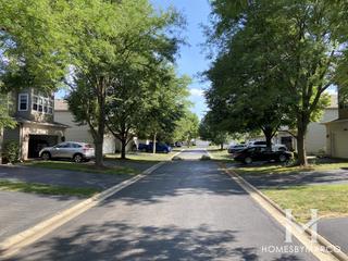 Winchester Trails subdivision in Naperville, IL