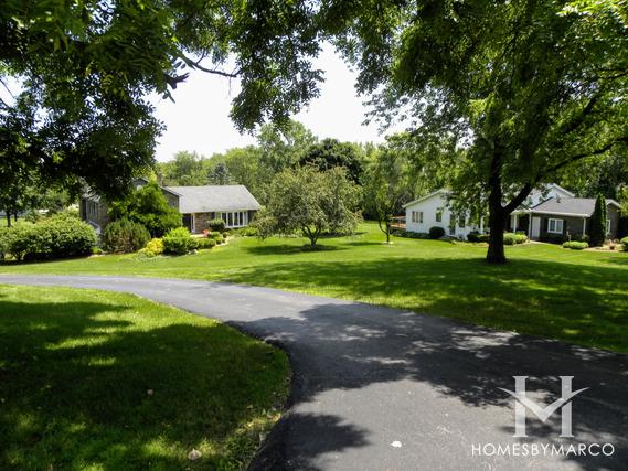 Lake Charlotte subdivision in St. Charles, IL