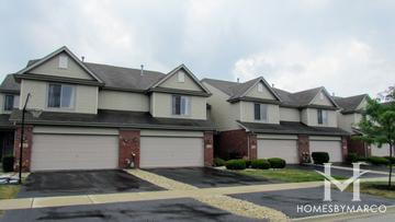 Hawthorne Lakes subdivision in Frankfort, IL