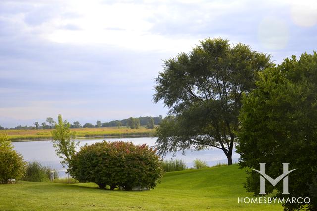 Summerhill Estates subdivision in Mundelein, IL