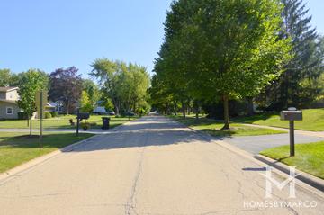 Venetian Village subdivision in Lindenhurst, IL