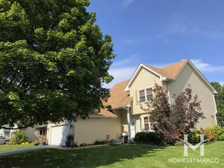Hunters Ridge subdivision in Aurora, IL