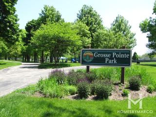 Grosse Pointe Village subdivision in Vernon Hills, IL