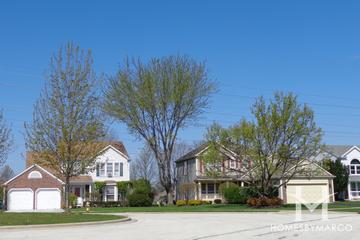 Grosse Pointe Village subdivision in Vernon Hills, IL