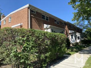 Dodge Village subdivision in Evanston, IL