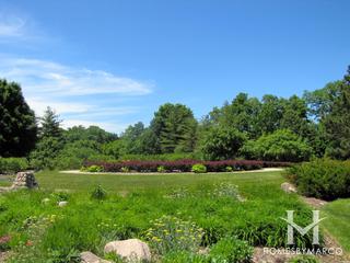 Stonebrook subdivision in Gurnee, IL