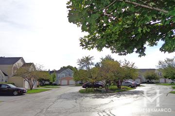 Stonebrook subdivision in Gurnee, IL