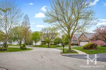 Southridge subdivision in Gurnee, IL