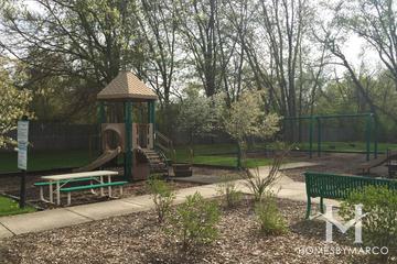 The Woodlands subdivision in Mundelein, IL