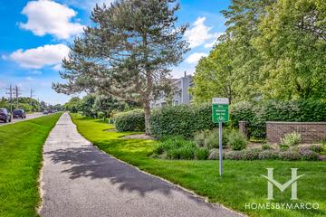 Woodhaven subdivision in Mundelein, IL