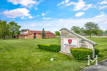 Woodhaven subdivision in Mundelein, IL