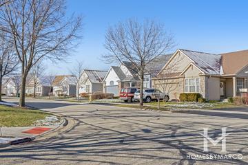 Carillon North subdivision in Grayslake, IL