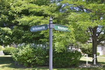 Forest Cove subdivision in Green Oaks, IL